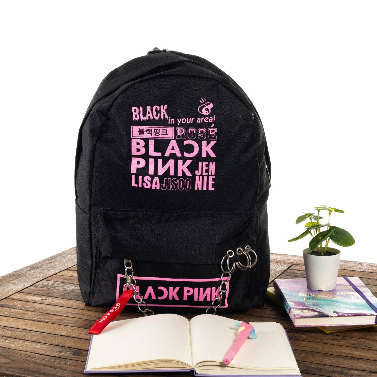 Black Pink Piercingli Zincirli Siyah Sırt Çantası