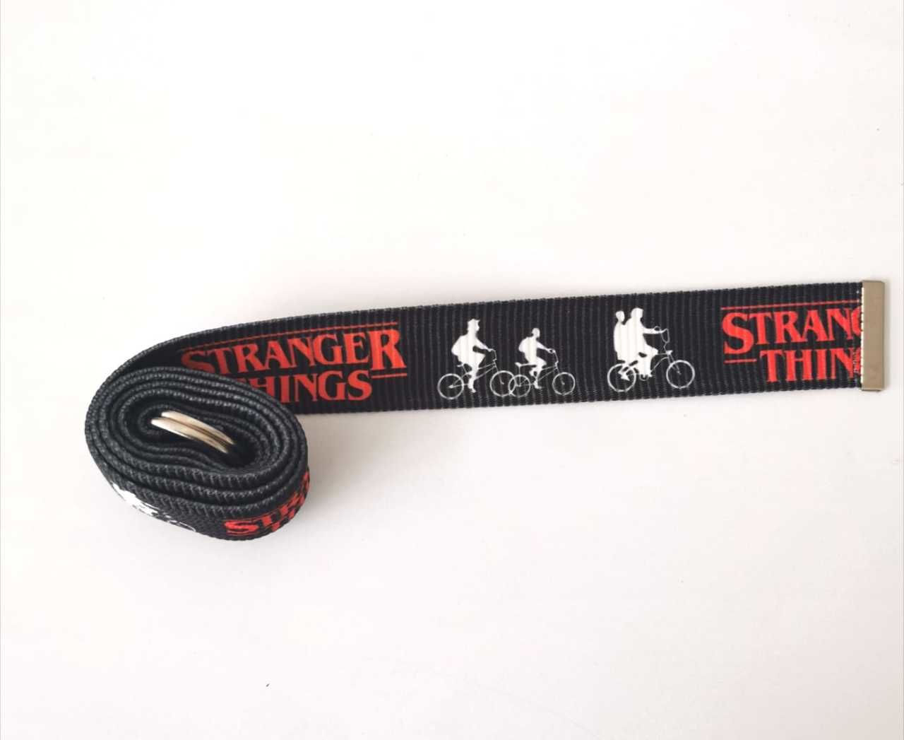 Stranger Things Baskılı Kemer