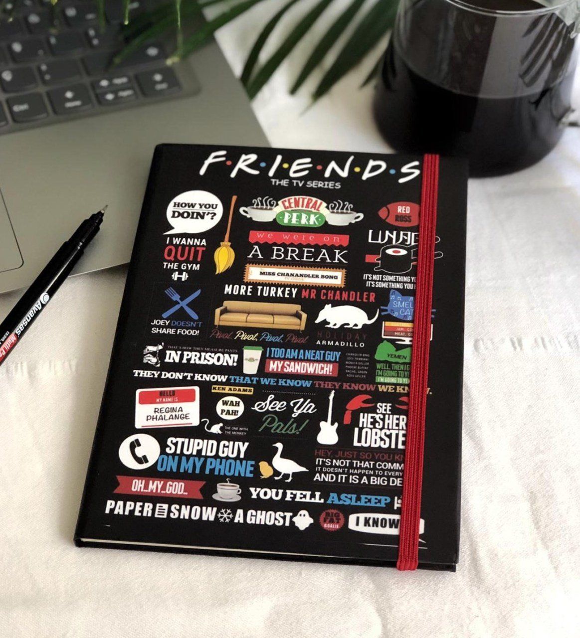 Friends Tasarımlı Lastikli Defter