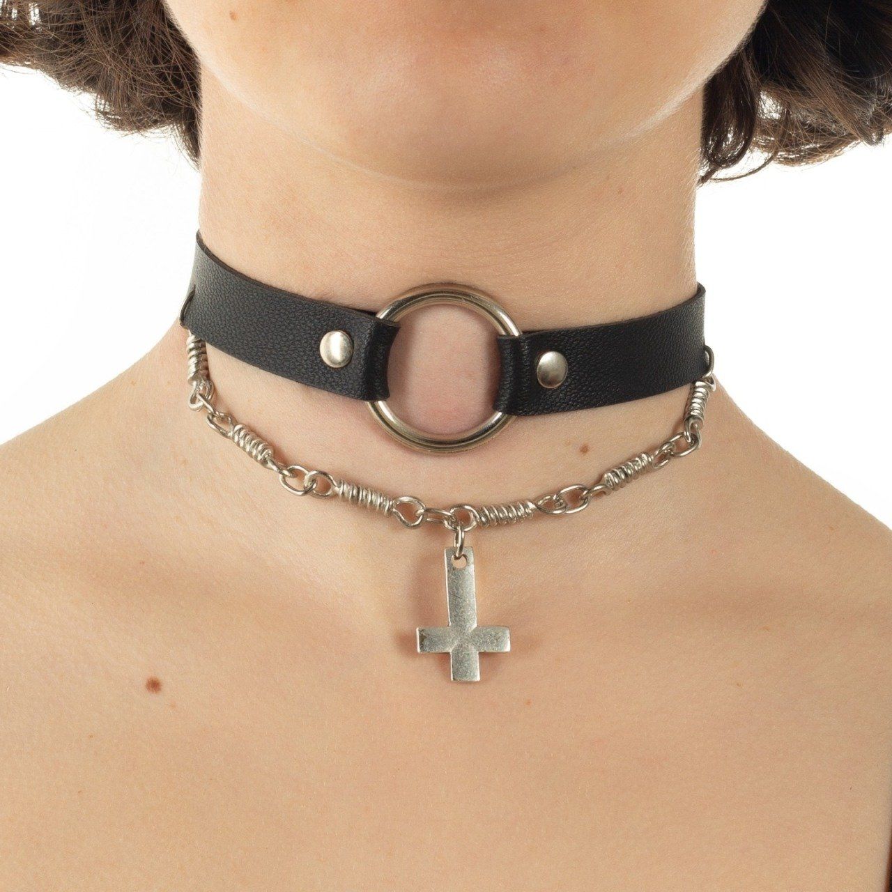 Haçlı Zincirli Deri Gotik Choker