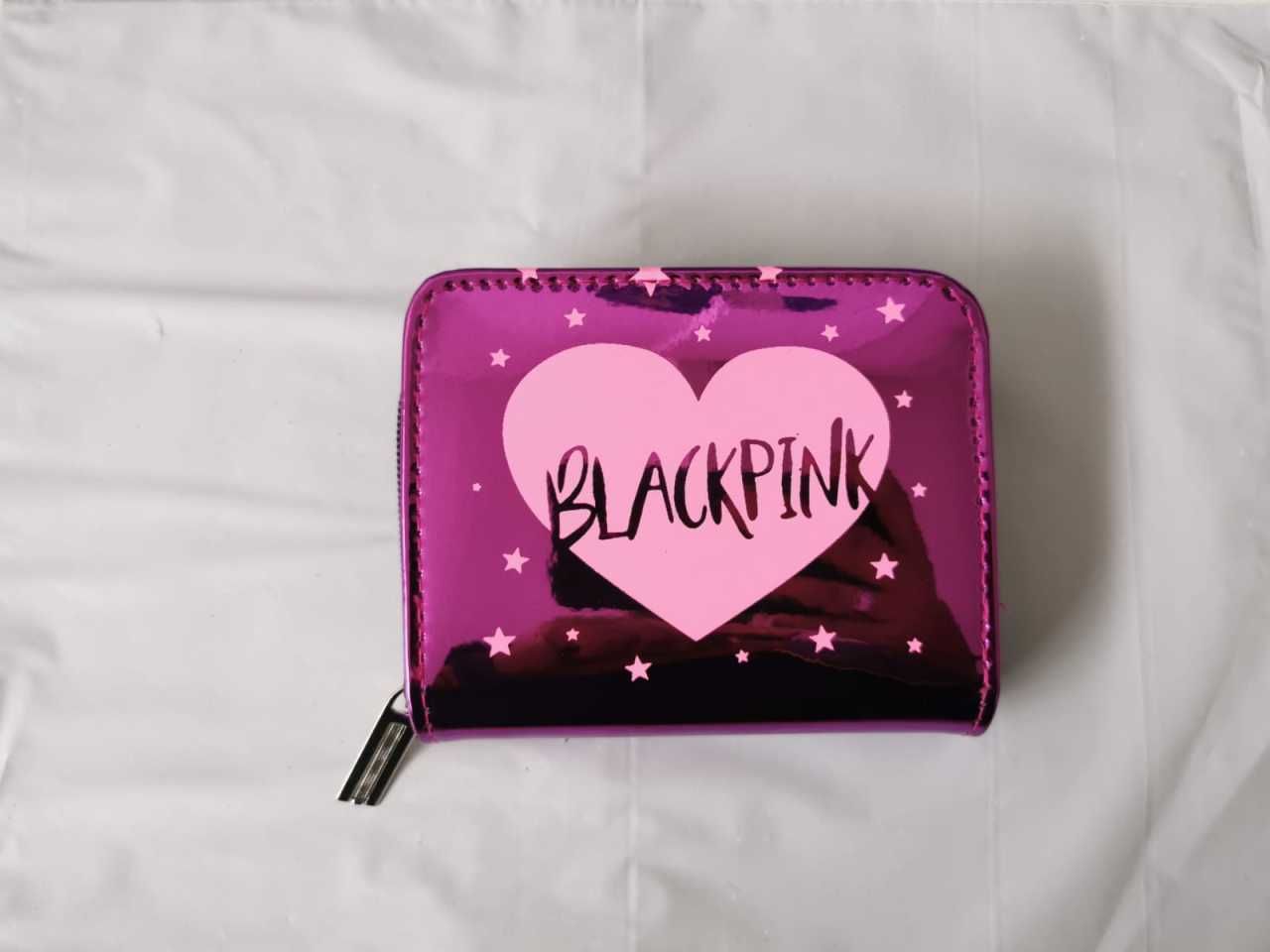 Kalpli Mor  Black Pink Baskılı Hologram Cüzdan