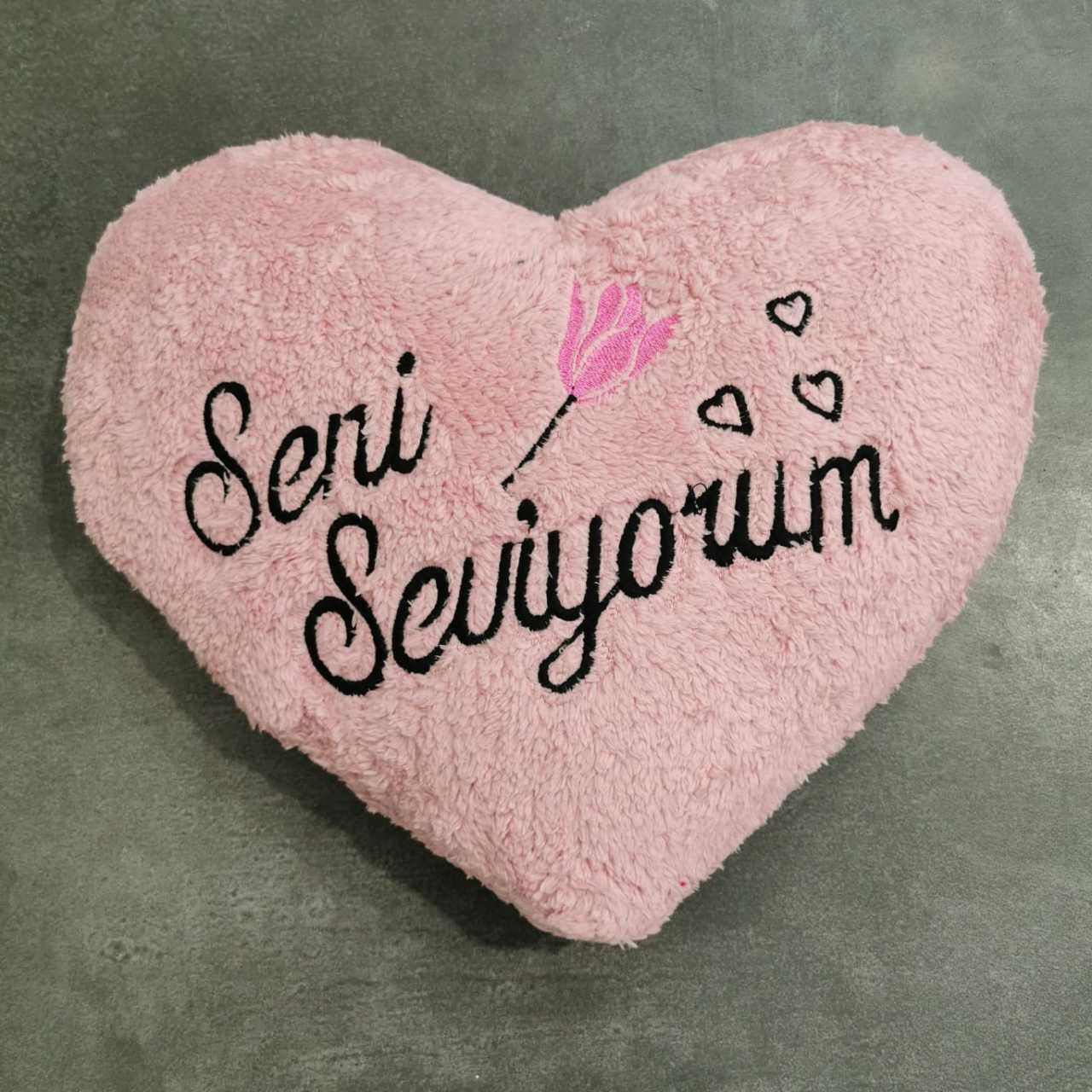 Seni Seviyorum Yazılı Pembe Pelus Yastik