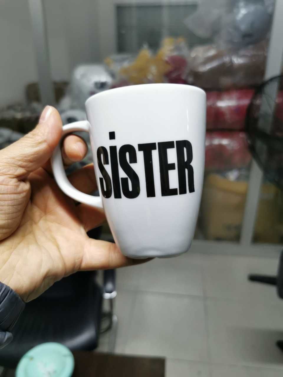 Sister Yazı Tasarımlı Beyaz Kupa