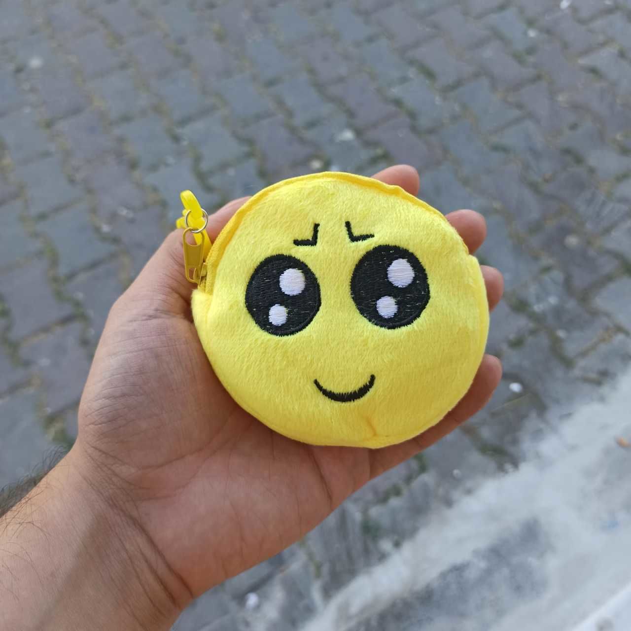 Emoji Bozuk Paralık