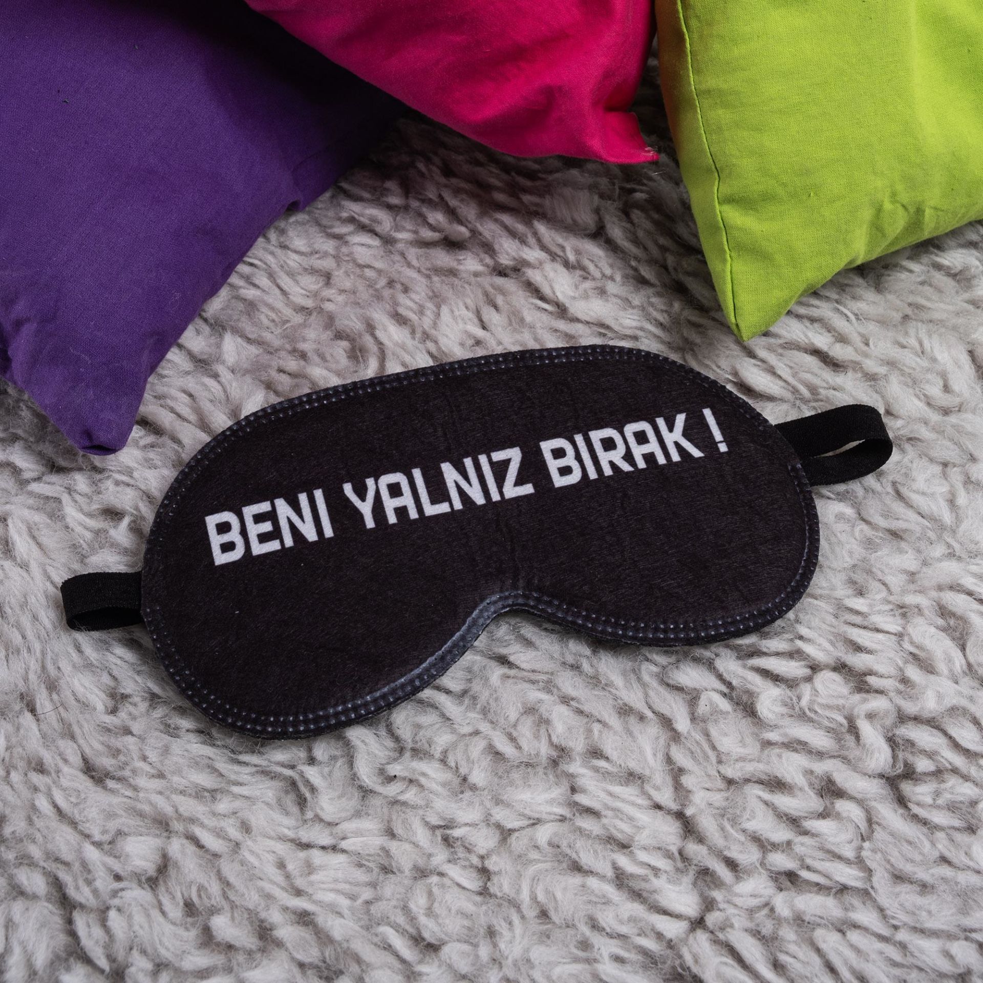 Beni Yalnız Bırak Tasarımlı Uyku Bandı