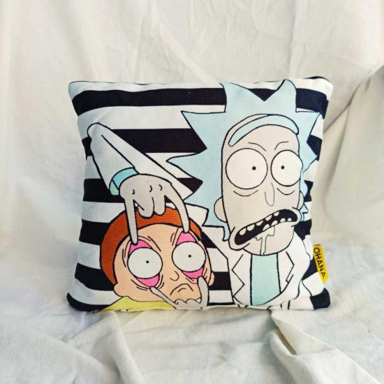 Rick and Morty Çizgili Yastık