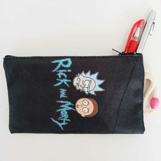 İpli Rick And Morty Baskılı Bez Cüzdan Kalemlik